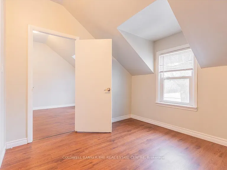 24 Maple St — Photo 47