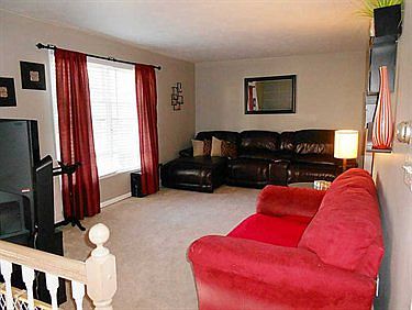 2nd image of 102 Apple Blossom Ct