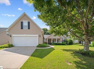 129 Worcester Ln, Easley, SC 29642