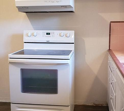 Electric stove