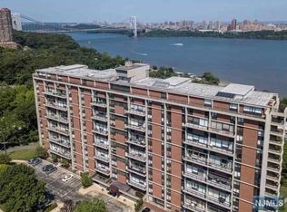 4 Horizon Rd APT 1206, Fort Lee, NJ
