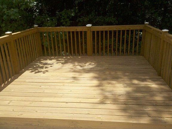 Rear deck (only unit in complex with deck!)