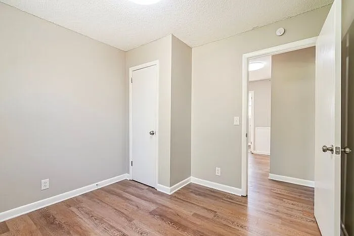 743 McPherson Dr — Photo 22