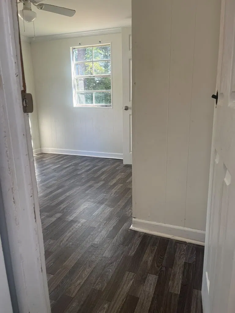 3 bed, 940 sqft, $850 — Photo 4