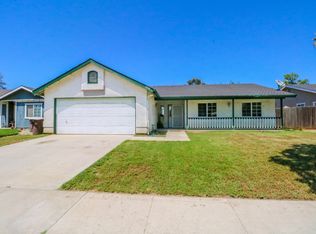 1750 E Levin Ave, Tulare, CA 93274