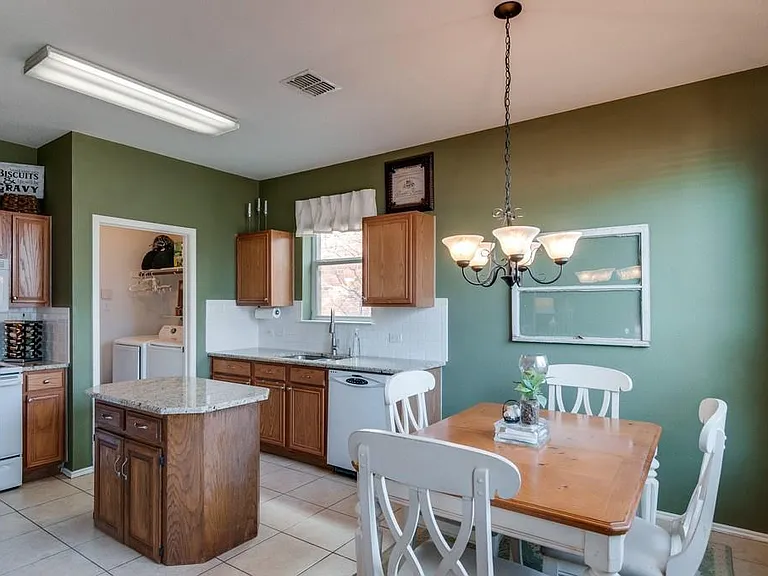 11921 Grizzly Bear Dr — Photo 9