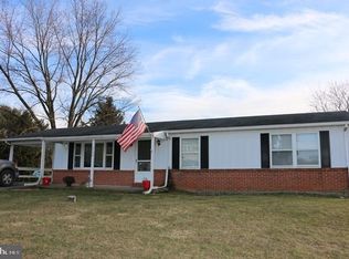 5796 Iron Bridges Rd, Waynesboro, PA 17268