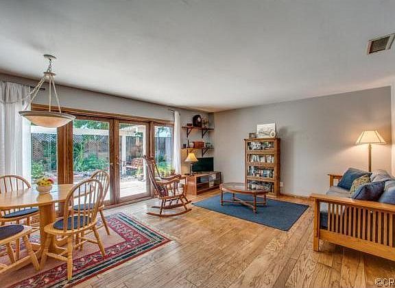 2nd image of 13221 Wickshire Ln