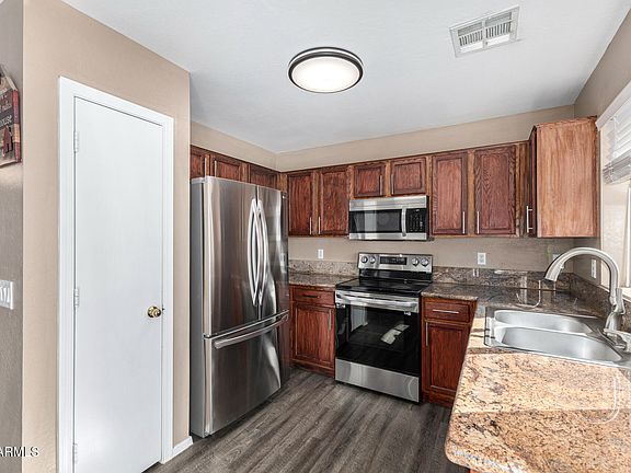 2nd image of 998 S 239TH Lane