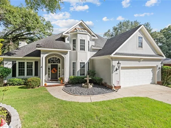 2705 Charlestowne Dr W, Mobile, AL 36693