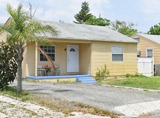 637 57th St, West Palm Beach, FL 33407