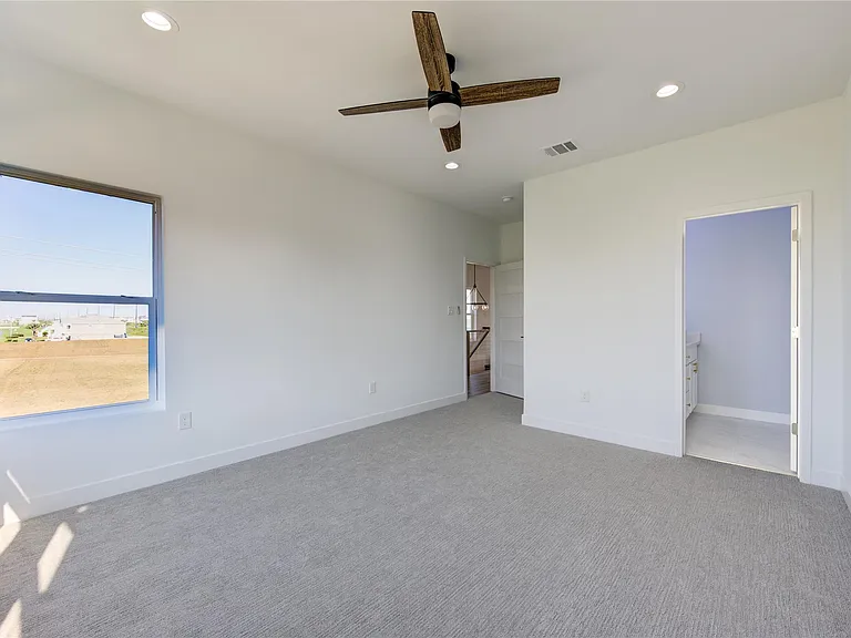 21201 Scissor Tail Ln — Photo 31