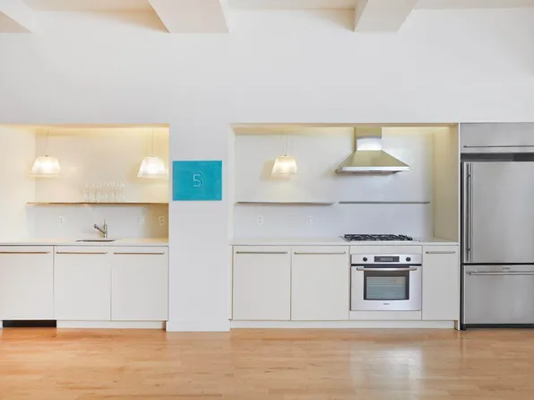 15 Broad Street image 5 of 29