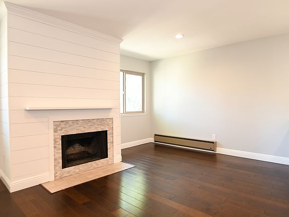 2nd image of 374 Union Ave APT D