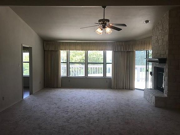 4th image of 3822 Capitol Ave