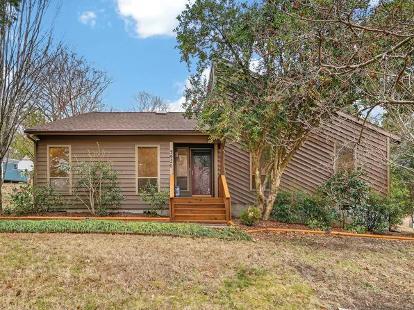 3920 King Charles Rd, Durham, NC 27707