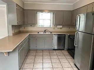 337 Ellsworth St — Photo 3