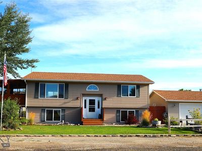 308 W Hickory St, Three Forks, MT, 59752