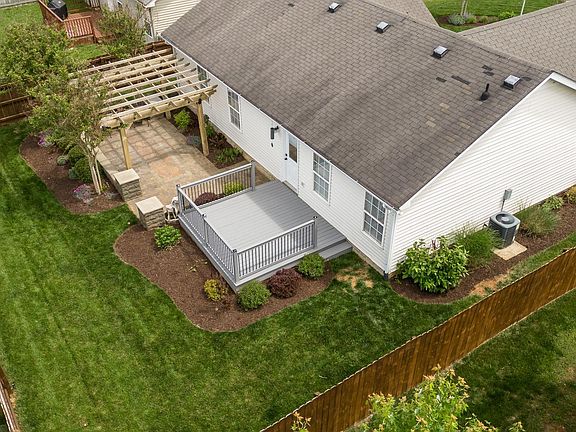 3rd image of 1292 Dalmally Dr