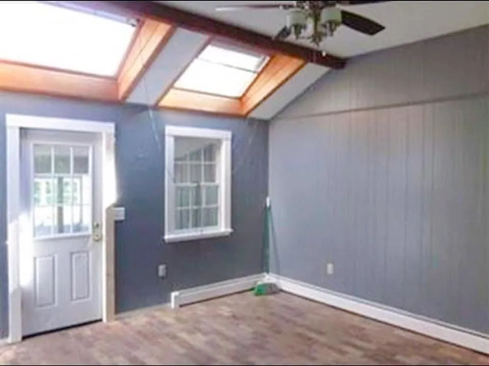 4 bed, 2656 sqft, $4,200 — Photo 2