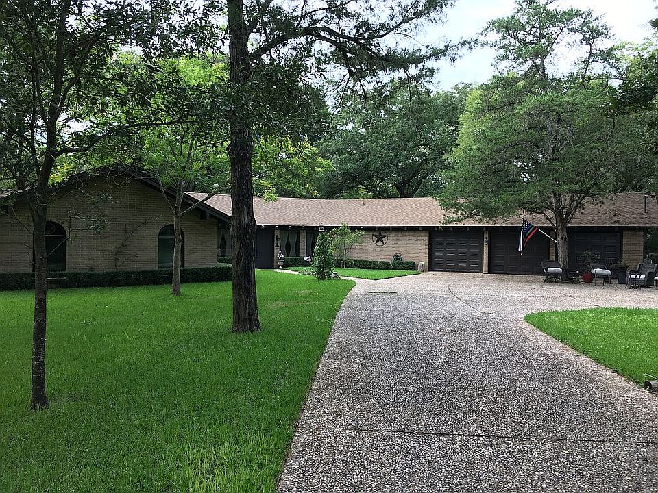 1st image of 2115 Rockwood Cir