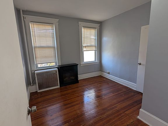 3rd image of 81-83 Harrison Ave #1