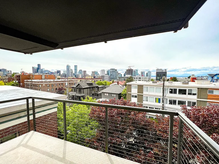 Harvard Vista — Photo 78