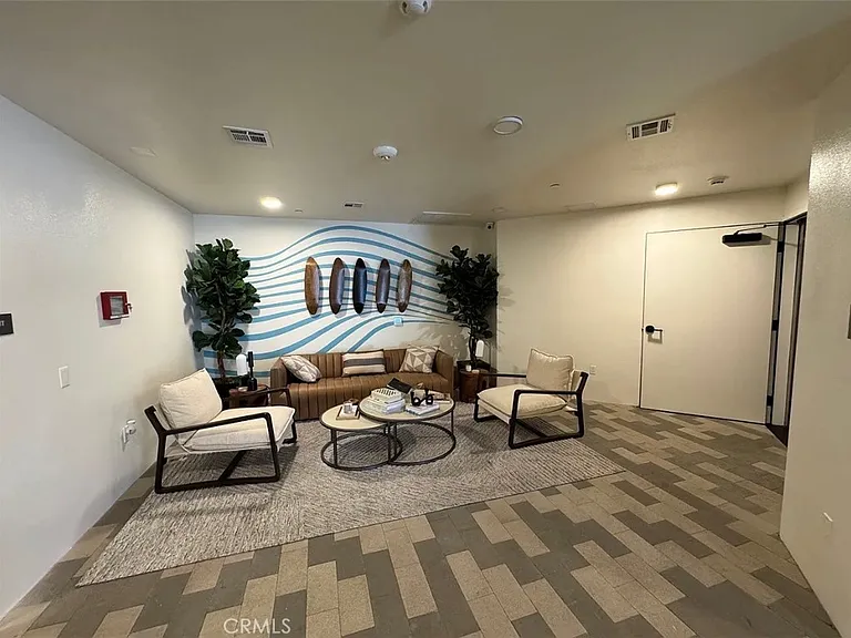 414 Main St #210 — Photo 36