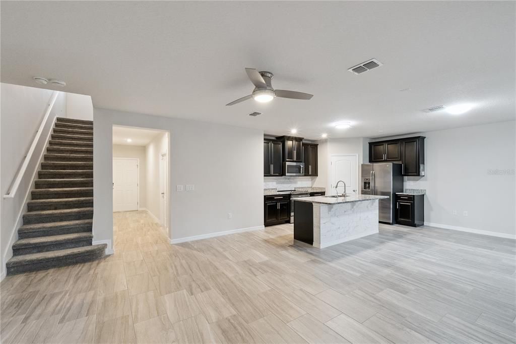 4406 Silver Creek St, Kissimmee, FL - View 3