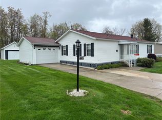 1736 Edgewood Dr, Erie, PA 16509