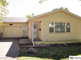 3623 Cornhusker Dr, Omaha, NE 68124
