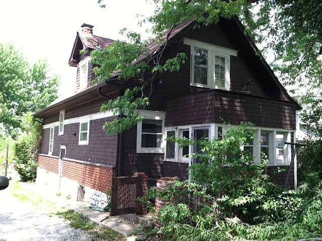 2nd image of 6019 E 14th St