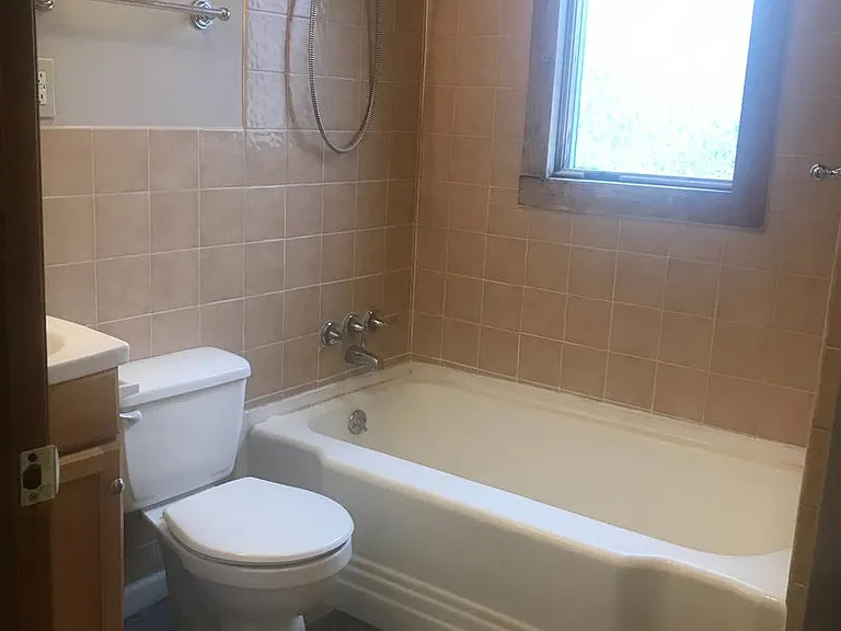 4600 Heidelberg Ave — Photo 11