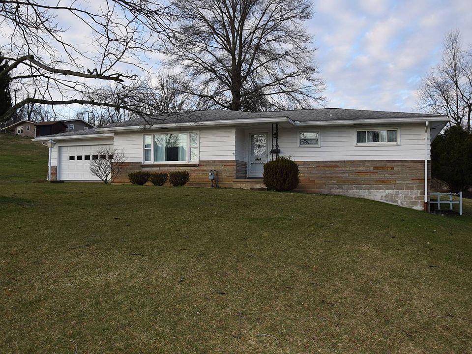 1st image of 253 Maplewood Dr