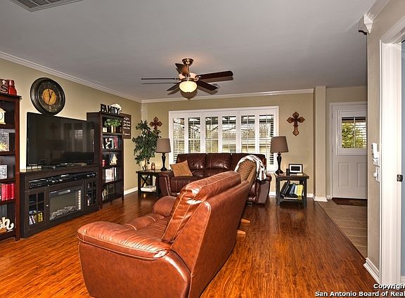 5th image of 9415 Massaro St
