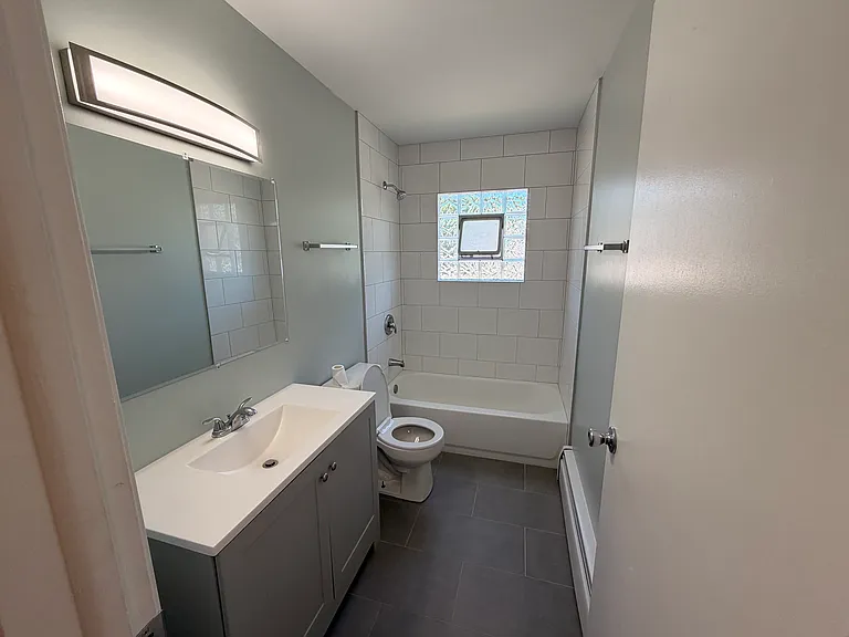 1154 N Indiana St #3 — Photo 7