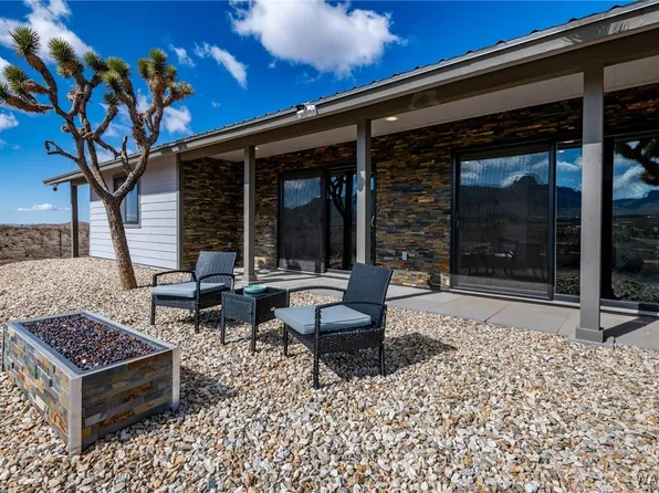 17289 N Lomila Dr, Dolan Springs, AZ 86441