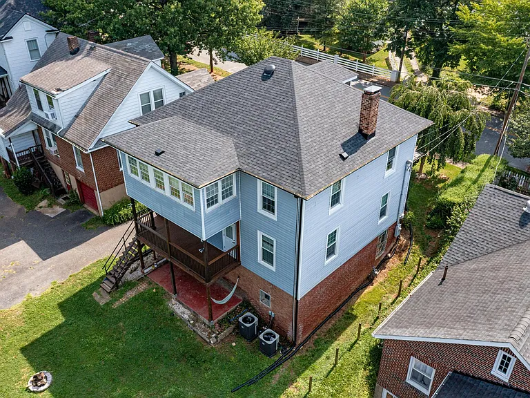 310 Sussex St — Photo 49