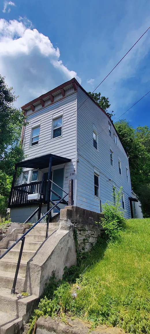 3186 River Rd #2 photo 1