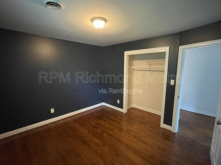 3600 Ghent Dr — Photo 5