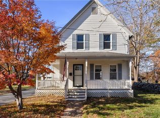 88 Fountain St, Norwich, CT 06360