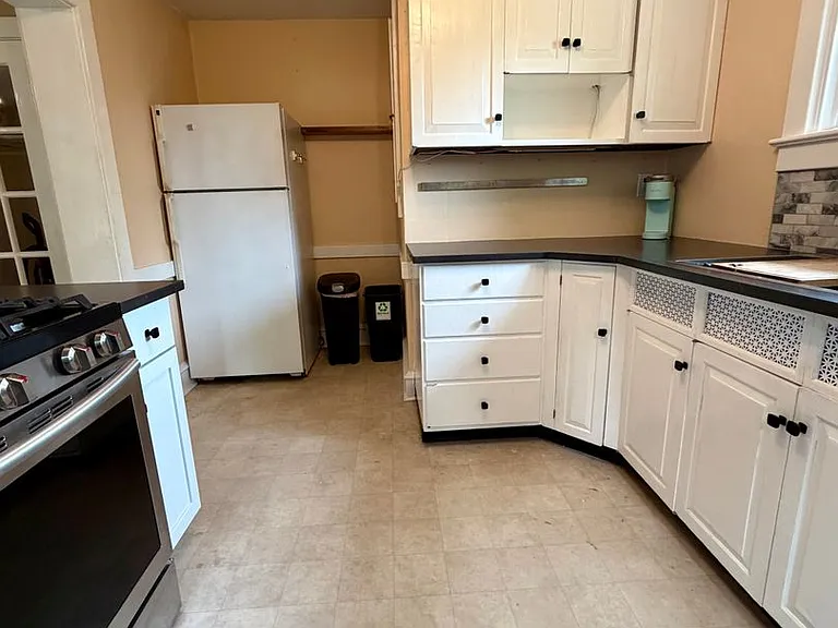 25 N Concord Rd — Photo 13