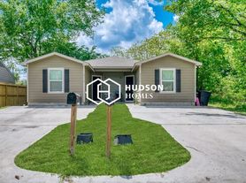 5314 Northridge Dr, Houston, TX