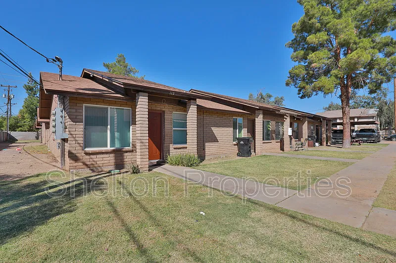 2 bed, 1.0 bath, 825 sqft, $1,249 — Photo 4