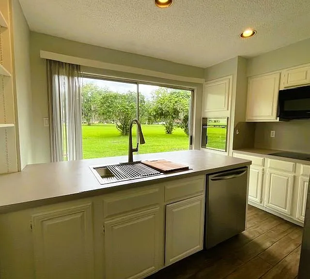 1828 Veranda Dr — Photo 42