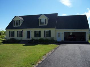 9 Apple Blossom Ln, Ithaca, NY 14850