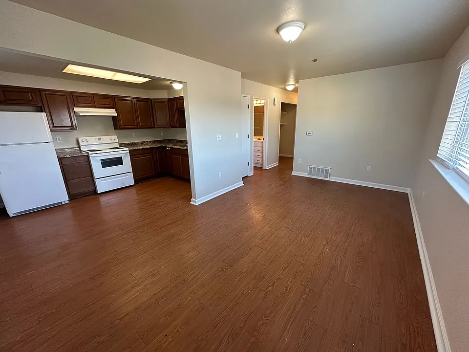 1630 Parker Ave