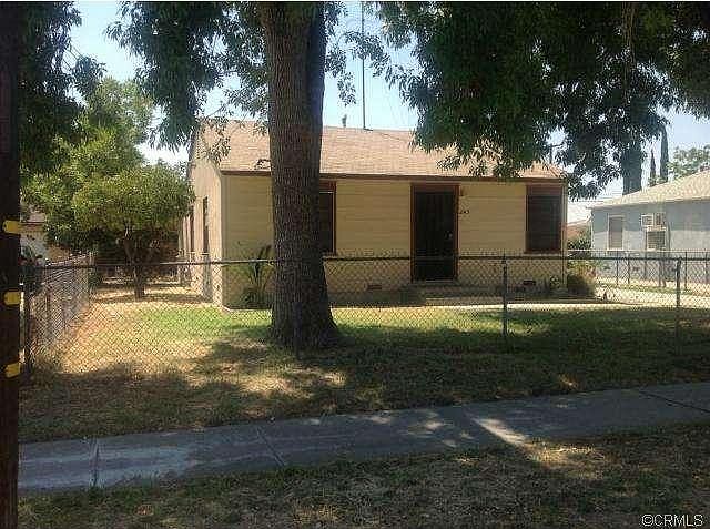 1st image of 243 E 28th St