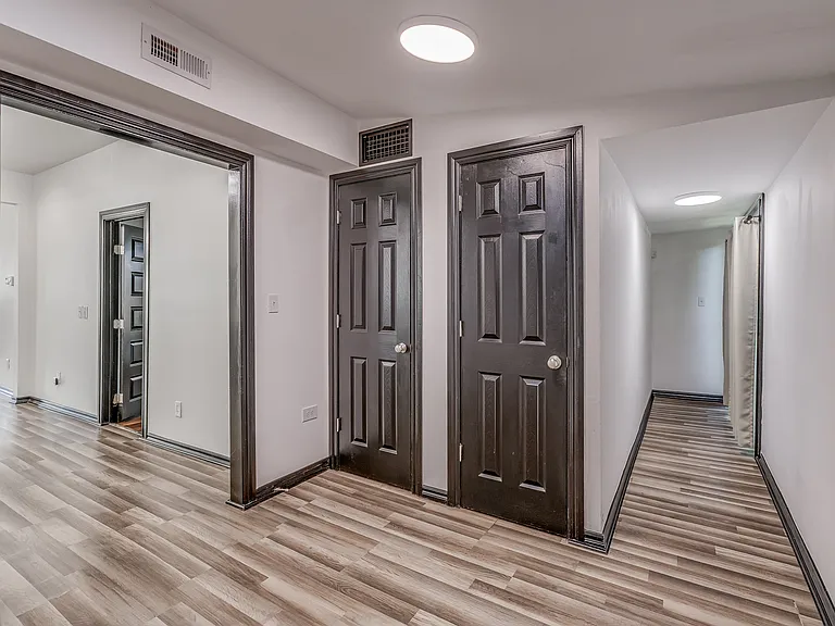 1521 N Blackwelder Ave — Photo 34