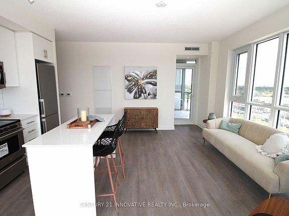 2nd image of 509 Dundas St W #518